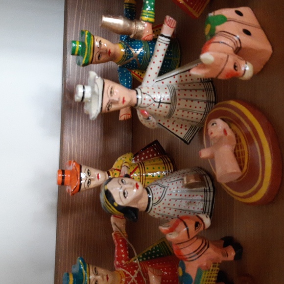 Christmas Vintage Nativity Scene - Picture 4 of 4